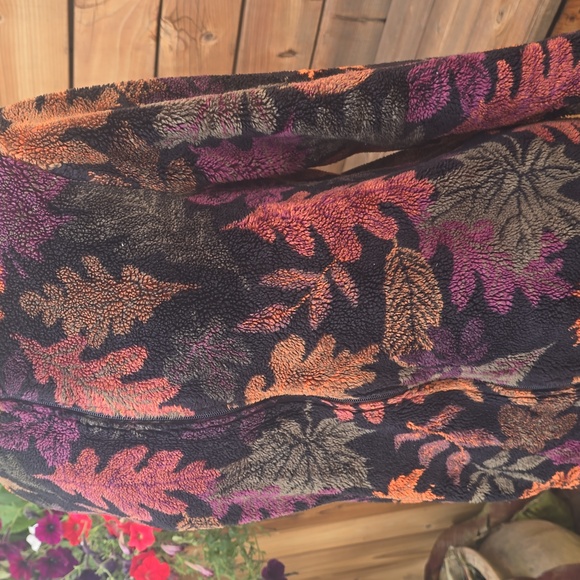 Vintage fall leaves zip up sweater - Picture 3 of 9